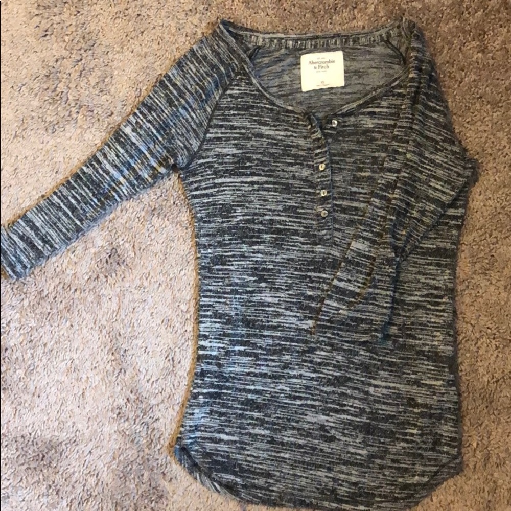 3 quarter length shirt.